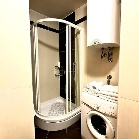 Veronika Apartment